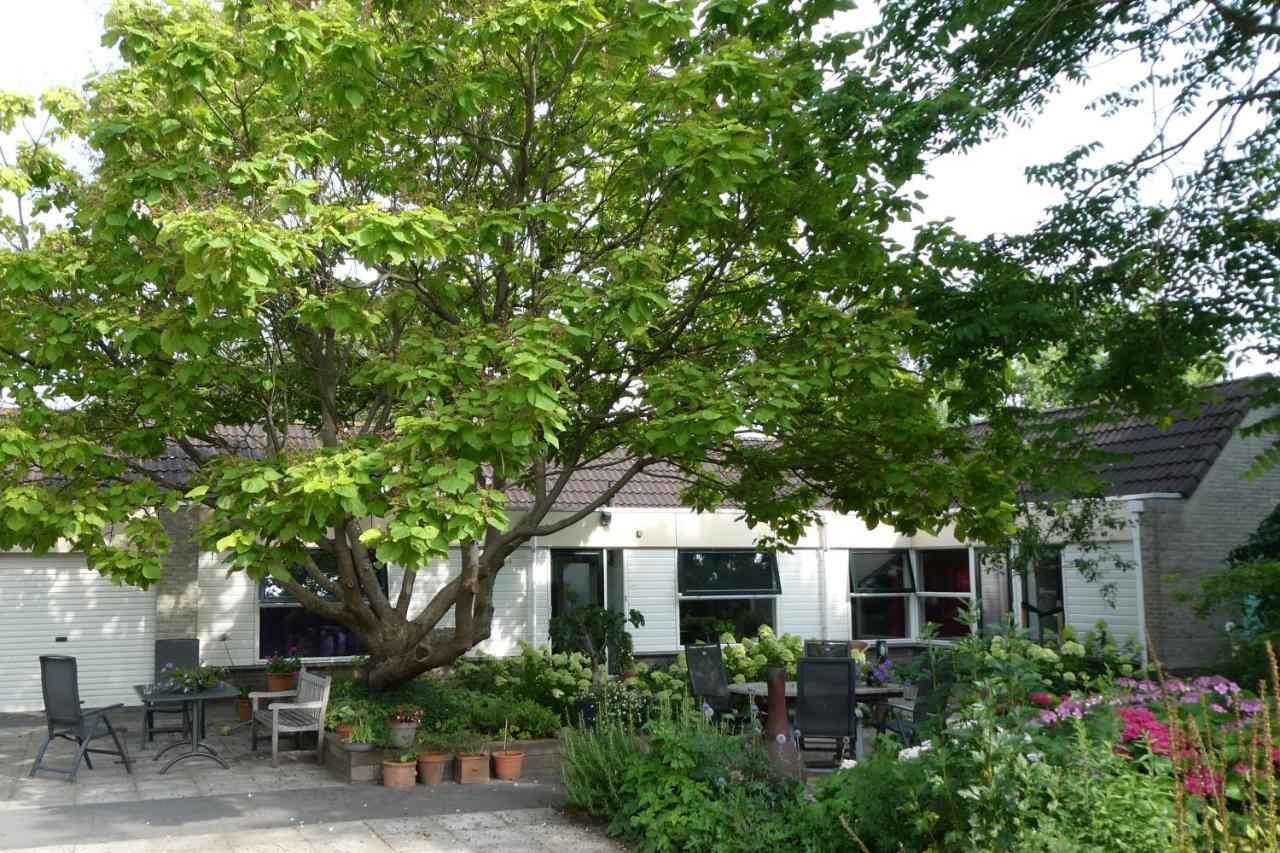 Huis Bij De Catalpa Dordrecht Extérieur photo